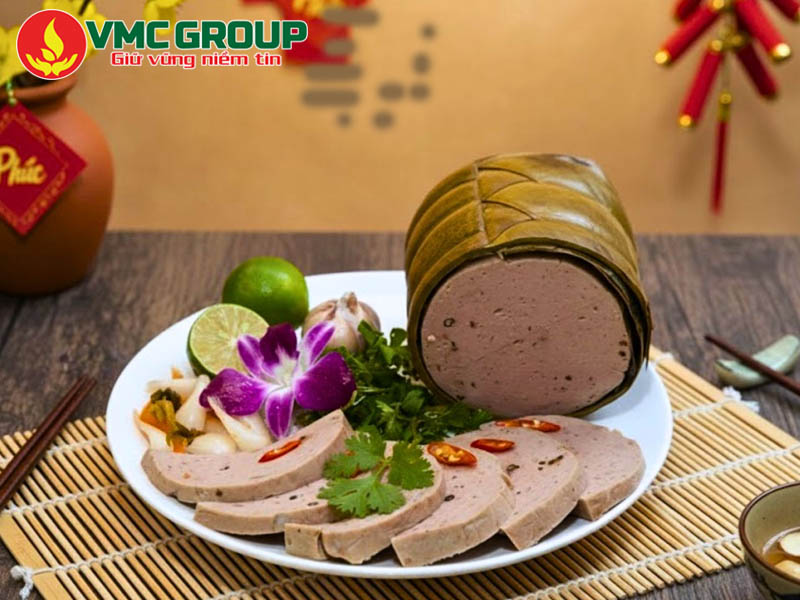 Giò bò - món ăn truyền thống của Việt Nam