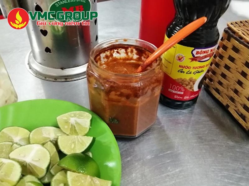 Tương ớt, tương cà dễ bị đổi màu
